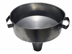 FUNIL DE METAL GIGANTE PARA TANQUE